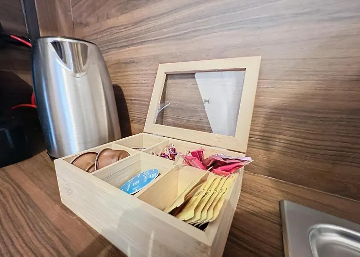 New Renovated Apartment At Disneyland, 1 Min From Train Station
