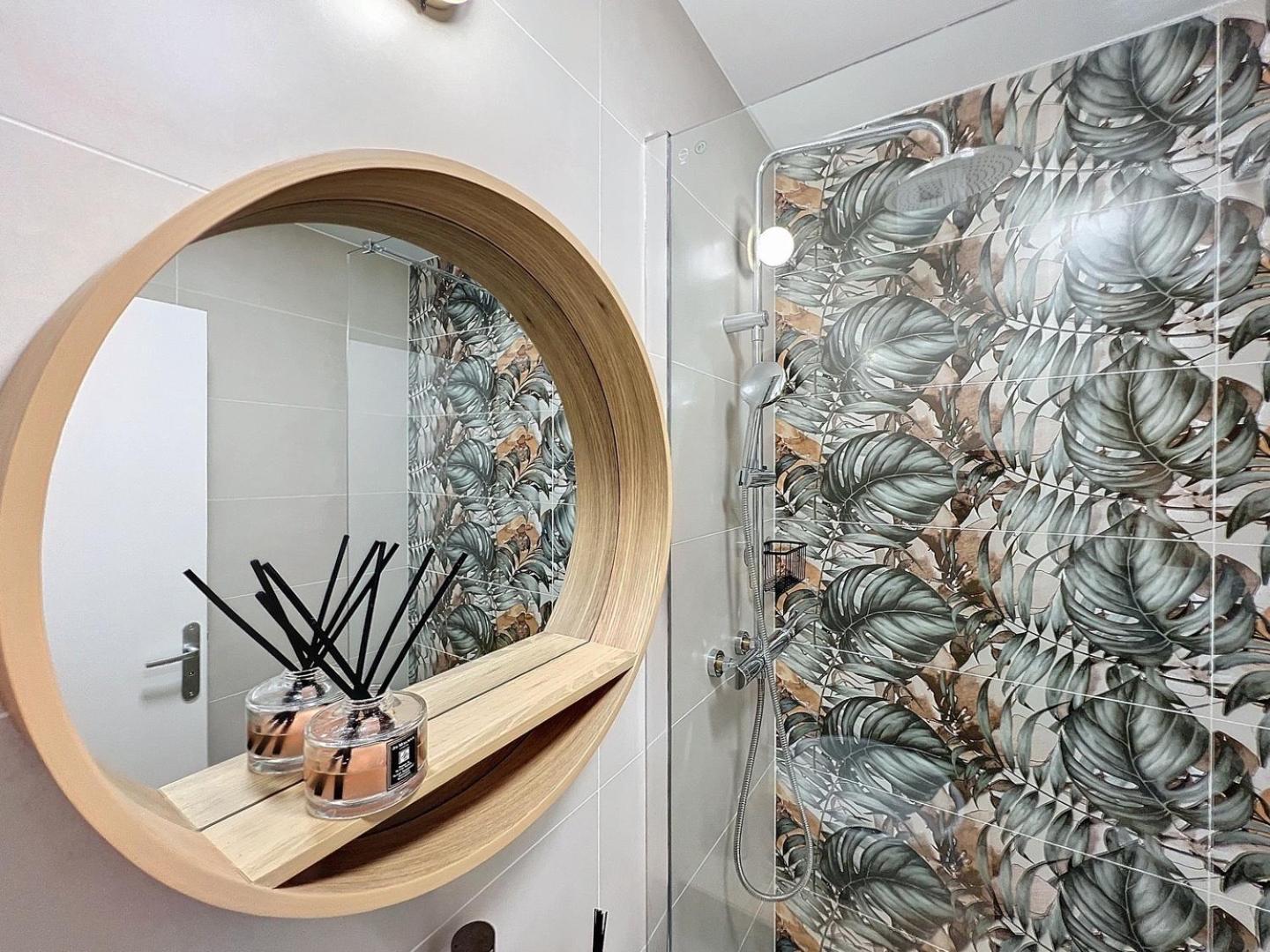 New Renovated At Disneyland, 1 Min From Train Station Apartment